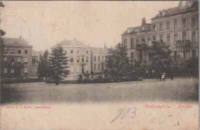 ARNHEM - Stationsplein