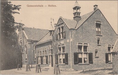 HOLTEN - Gemeentehuis