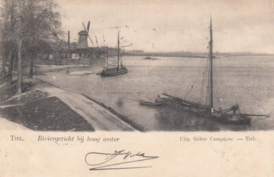 TIEL - Riviergezicht bij hoog water