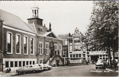 VLAARDINGEN - Markt