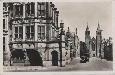 ARNHEM - Stadhuis en Walburgskerk