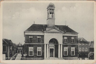 HARDERWIJK - Stadhuis