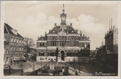 APELDOORN - Gemeentehuis