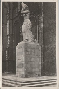 UTRECHT - Herdenkingsmonument Domplein