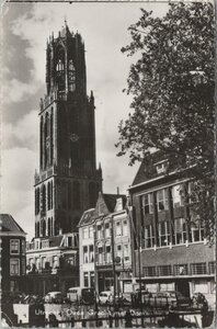 UTRECHT - Oude Gracht met Dom