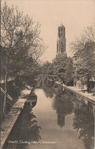 UTRECHT - Oudegracht m. Domtoren