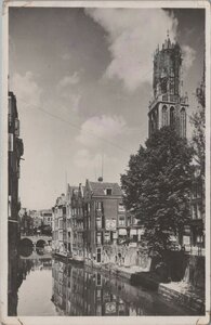 UTRECHT - Oude Gracht Domtoren