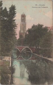 UTRECHT - Domtoren met Oudegracht