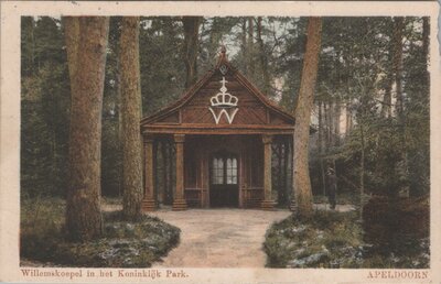 APELDOORN - Willemskoepel in het Koninklijk Park