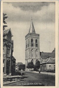 EDE - Grote Straat met N.H. Kerk