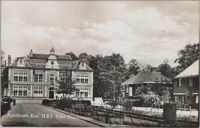 APELDOORN - Kon. H.B.S. Prins Hendrikplein