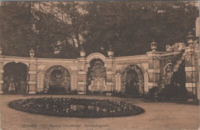 ARNHEM - Kasteel Roosendaal Schelpengalerij