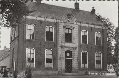 LOCHEM - Gemeentehuis