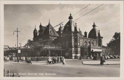 ARNHEM - Musis Sacrum met Rotonde