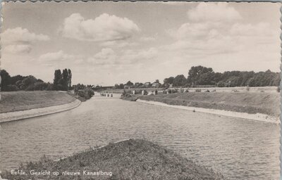 EEFDE - Gezicht op nieuwe Kanaalbrug