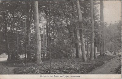 ARNHEM - Gezicht in het Bosch van Hotel Klarenbeek