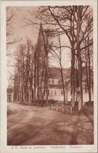 VAASSEN - R. K. Kerk en pastorie, Oosterhof