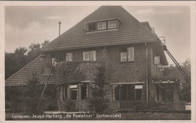 LUNTEREN - Jeugd-Herberg de Poelakker (achterzijde)