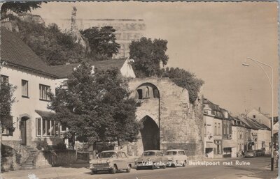 VALKENBURG - Berkelpoort met Ruïne