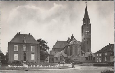 MILLINGEN A/D RIJN - R.K. Kerk met Pastorie