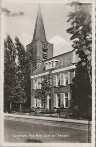 BENNEKOM - Ned. Herv. Kerk met Pastorie