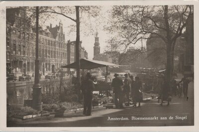 AMSTERDAM - Bloemenmarkt aan de Singel