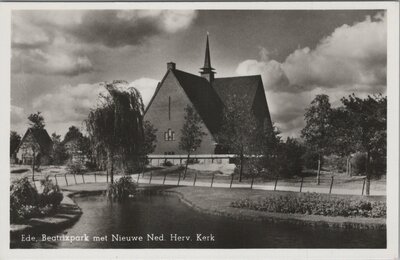 EDE - Beatrixpark met Nieuwe Ned. Herv. Kerk