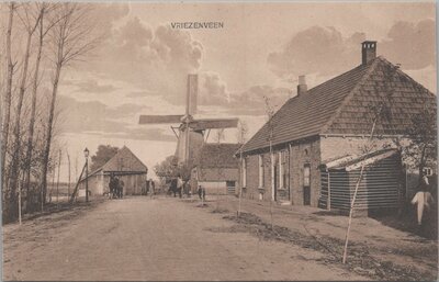 VRIEZENVEEN - Leemansmolen aan de Hammerweg