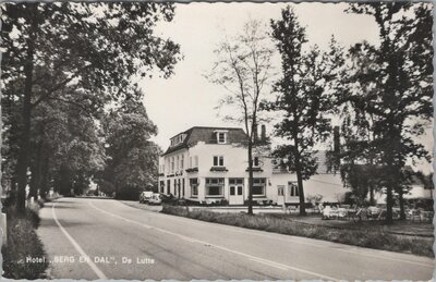 DE LUTTE - Hotel Berg en Dal