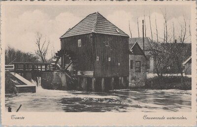 TWENTE - Eeuwenoude watermolen