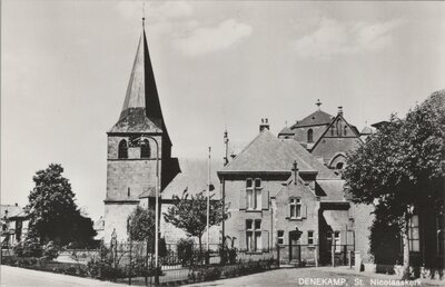 DENEKAMP - St. Nicolaaskerk