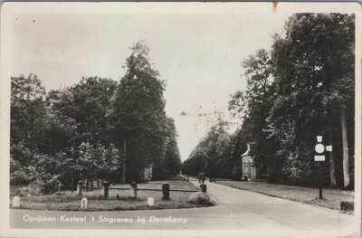 DENEKAMP - Oprijlaan Kasteel 't Singraven bij Denekamp