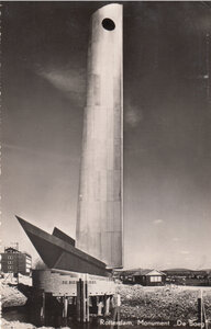 ROTTERDAM - Monument De Boeg