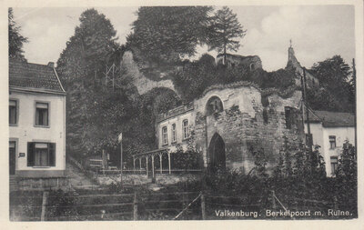 VALKENBURG - Berkelpoort m. Ruïne