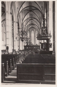 ZWOLLE - Middenschip Grote of St. Michaëls Kerk