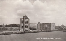 TILBURG - Bejaardencentrum met Torenflat