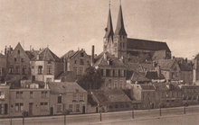 DEVENTER - Bergkerk met Emmaplein