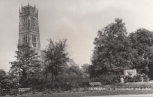 ZALTBOMMEL - St. Maartenstoren met Fontein