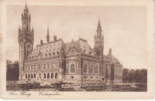 DEN HAAG - Vredespaleis