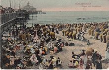 SCHEVENINGEN - Strand met Wandelhoofd