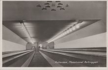 ROTTERDAM - Maastunnel Roltrappen