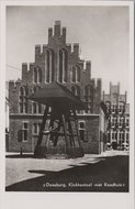 DOESBURG - Klokkestoel met Raadhuis