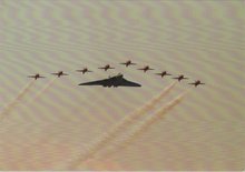 AVRO-Vulcan-XH-558-with-Red-Arrows