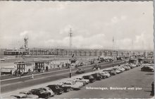 SCHEVENINGEN - Boulevard met pier