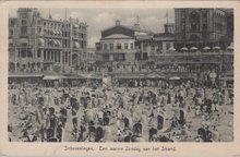 SCHEVENINGEN - Een warme zondag aan het Strand