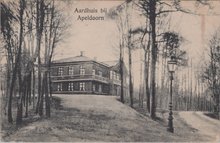 APELDOORN - Aardhuis bij Apeldoorn