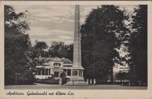 APELDOORN - Gedenknaald met Kleine Loo