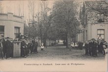 NEERBOSCH - Weesinrichting te Neerbosch. Laan naar de Werkplaatsen