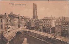 UTRECHT - Oude gracht met stadhuis