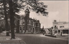 BAARN - Gemeentehuis